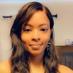 Meet your Posher, Erika